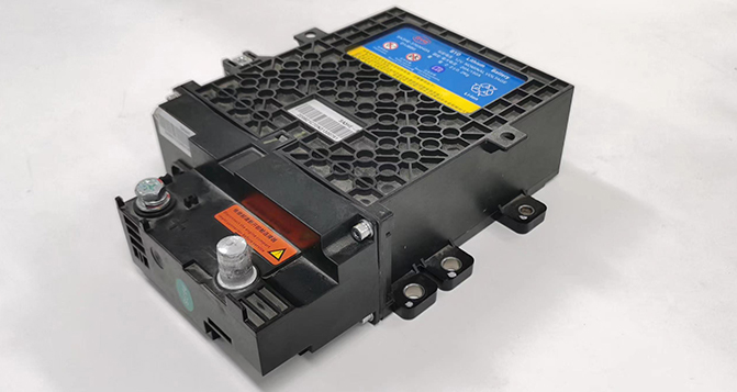 磷酸铁锂电池装车量增长，行业前景向好